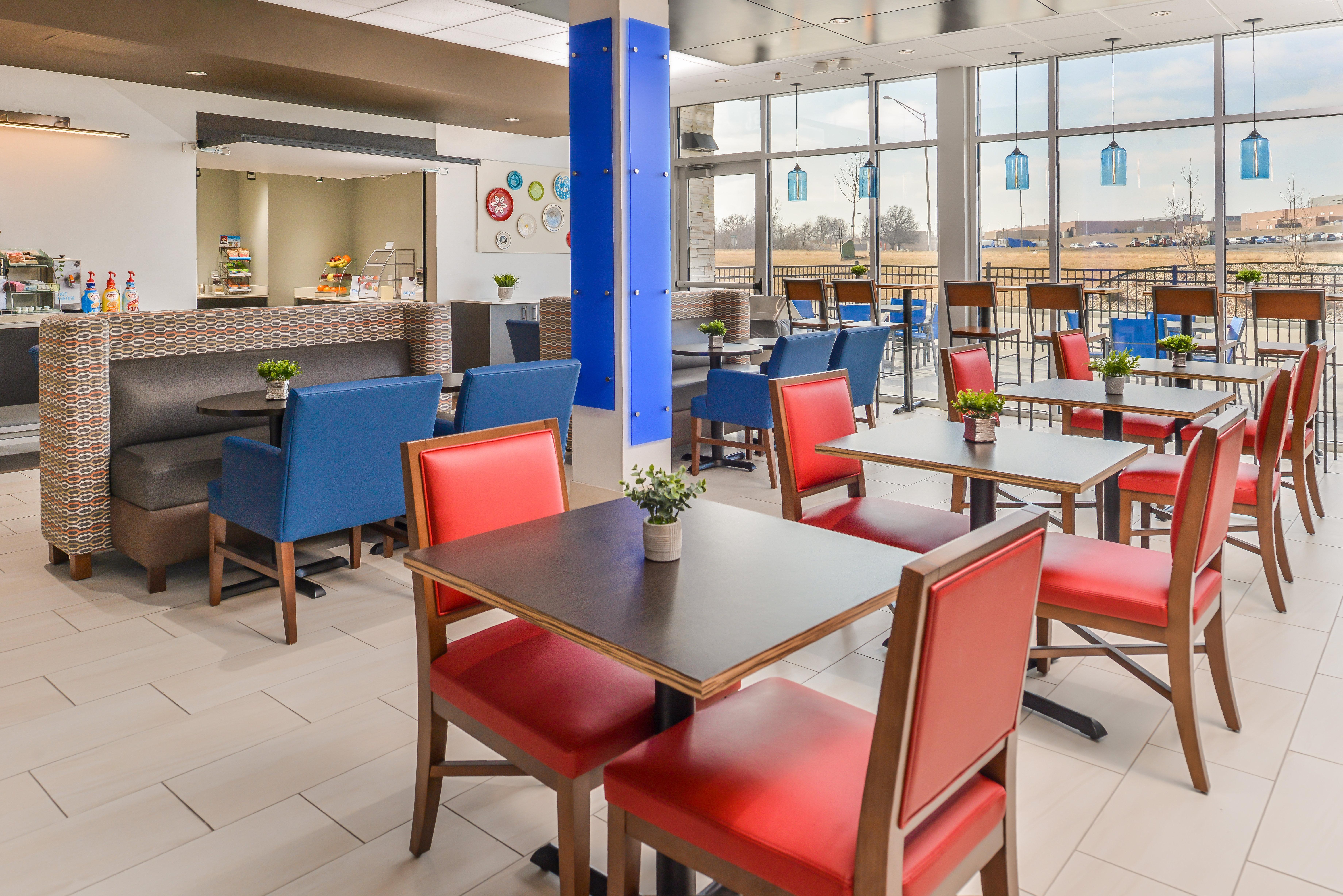 Holiday Inn Express & Suites - Kansas City - Lee'S Summit By Ihg מראה חיצוני תמונה
